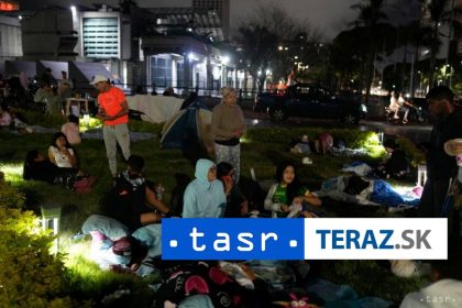 Venezuela Zachranari nadal e prehladavaju trosky po zemetraseniach