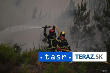 Rezort diplomacie Vo Francuzsku zuria poziare dopravu obmedzili