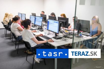 Rezort vnutra spustil infolinku k referendu