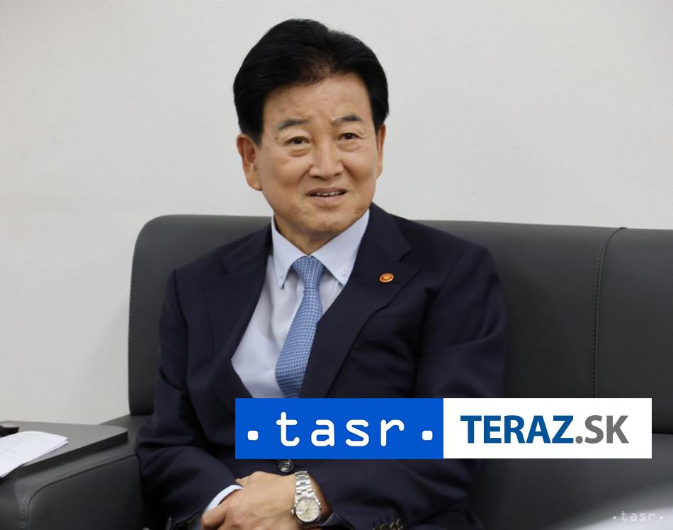 Juhokorejsky prezident vyzval na rokovania s KLR o mierovej dohode