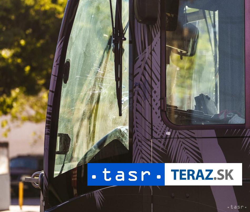 Pri nehode polskeho autobusu v Madarsku zomrelo najmenej 12 ludi