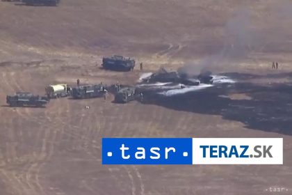 VIDEO Nedaleko vojenskej zakladne sa zrutilo stihacka