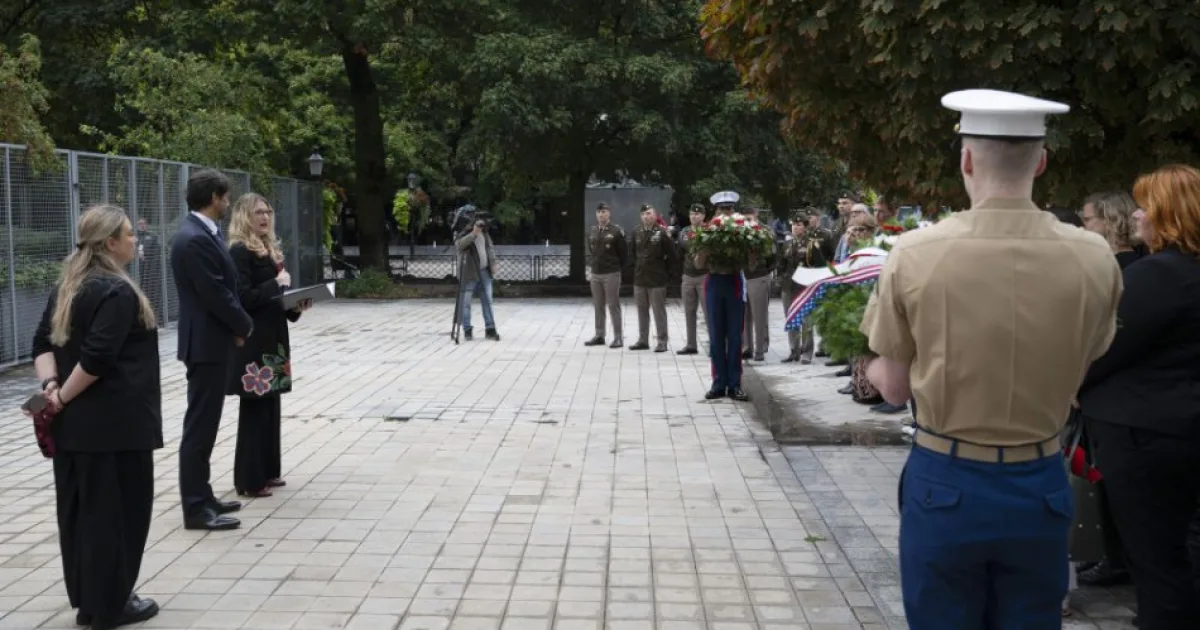 Americká ambasáda si uctila pamiatku obetí 11. septembra