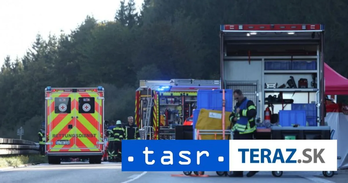 Autobus s turistami na Oktoberfest havaroval, dvaja ľudia zahynuli