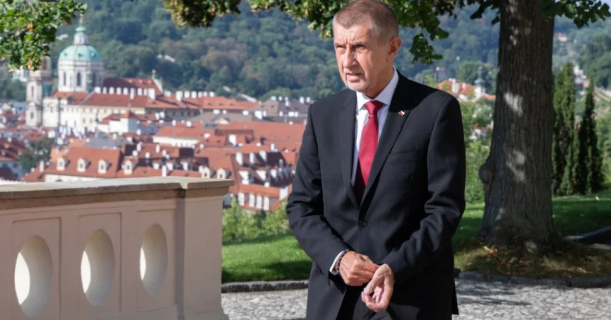 Babiš žiada odklad systému ETS2, ohrozil by rafinérstvo