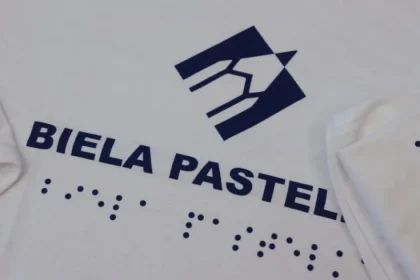 Biela pastelka: 25 rokov pomoci pre nevidiacich