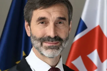 Blanár: SR presadzuje riešenie konfliktov dialógom