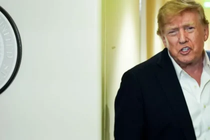 Irán odmieta rokovania s USA, Trump je otvorený dialógu