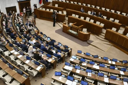Poslanci schválili návrhy ministerstiev dopravy a pôdohospodárstva