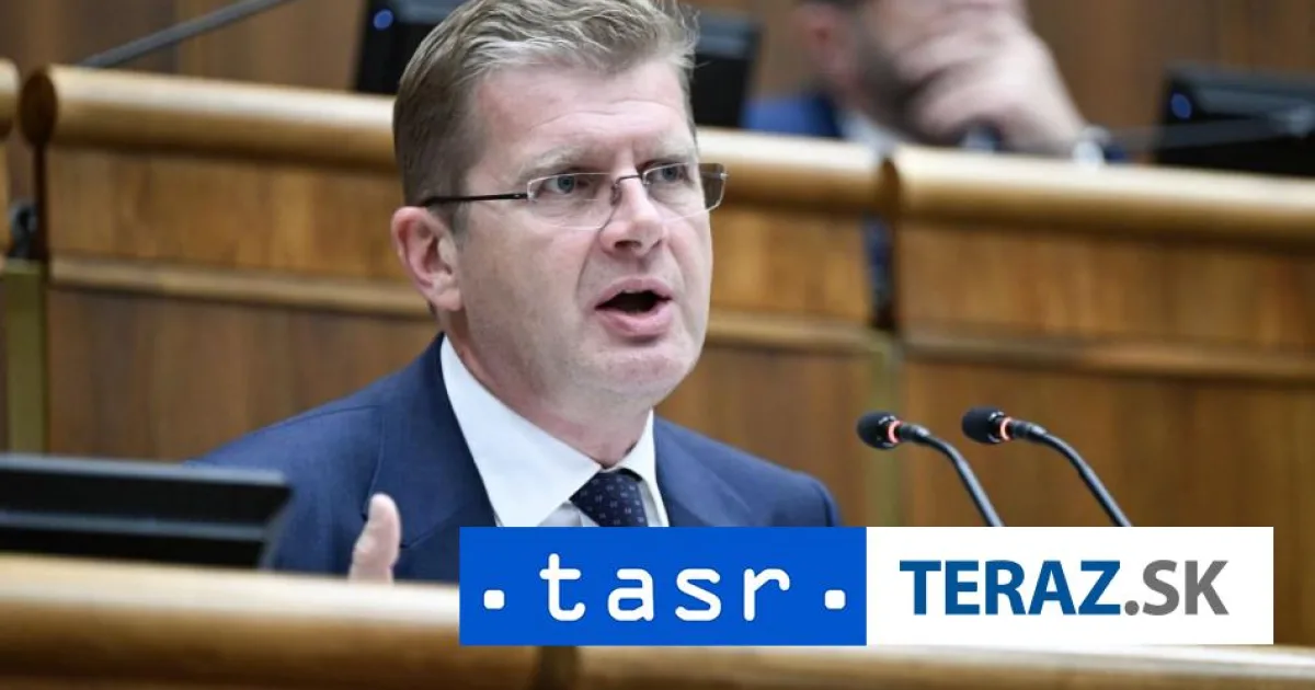 Premiér podľa Žigu porušil koaličnú zmluvu, mal by odvolať Tarabu