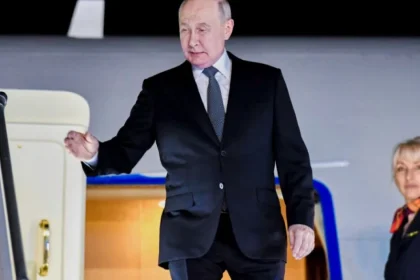 Putin priletel do Naí Dillí na summit BRICS
