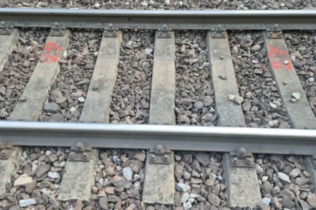 Ruský útok zasiahol vlak na trase Kyjev – Varšava