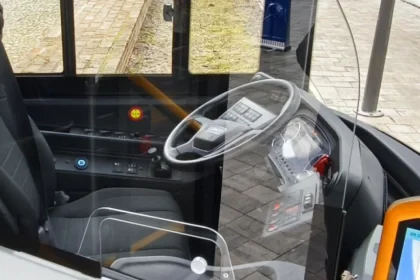 VÁŽNA NEHODA AUTOBUSU: Zranilo sa 15 ľudí