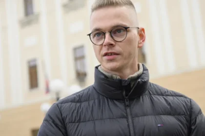 Nový primátor Kežmarku Hovaňák sľúbil po nástupe do úradu zmenu