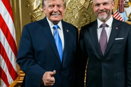 Pellegrini zverejnil fotografiu s Trumpom, vraj mali priamy rozhovor
