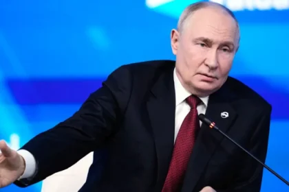 Putin trvá na neutralite Ukrajiny, tvrdí, že stráca štátnosť