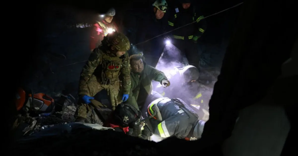 Rusko zaútočilo na Záporožie navádzanými bombami, medzi obeťami sú deti