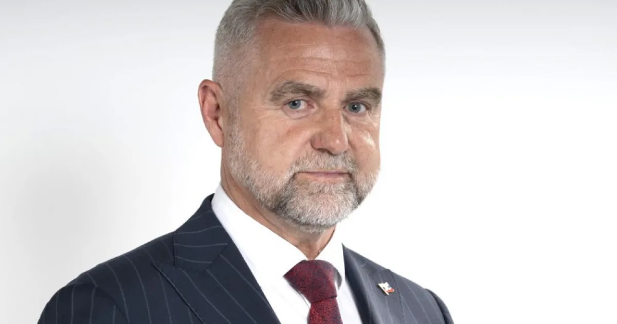 Smer-SD kritizuje opozíciu, podľa neho Matovič radikalizuje mládež