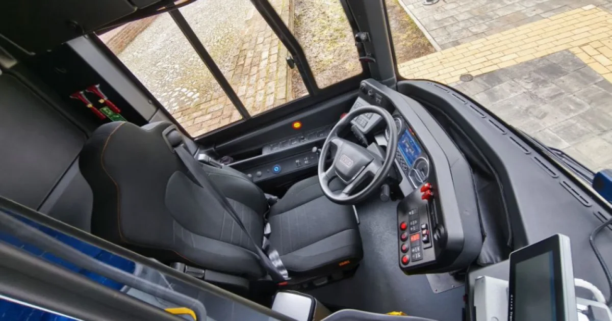 Streľba na autobus si vyžiadala najmenej sedem obetí