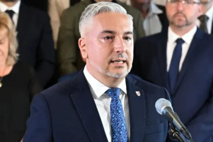 V Košickom kraji vedie R. Trnka, sčítaných je 19,1 percenta