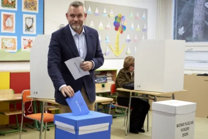 Video: Prezident SR odvolil v B. Bystrici, v rade čakal pol hodiny